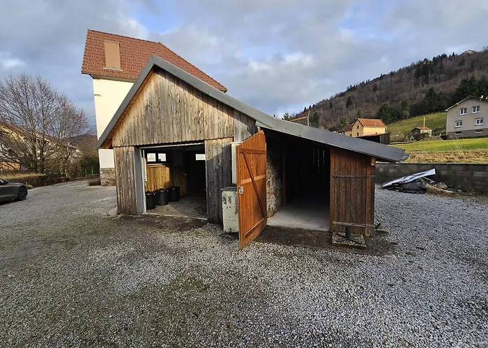 度假居 Maison Le Beauregard 比桑